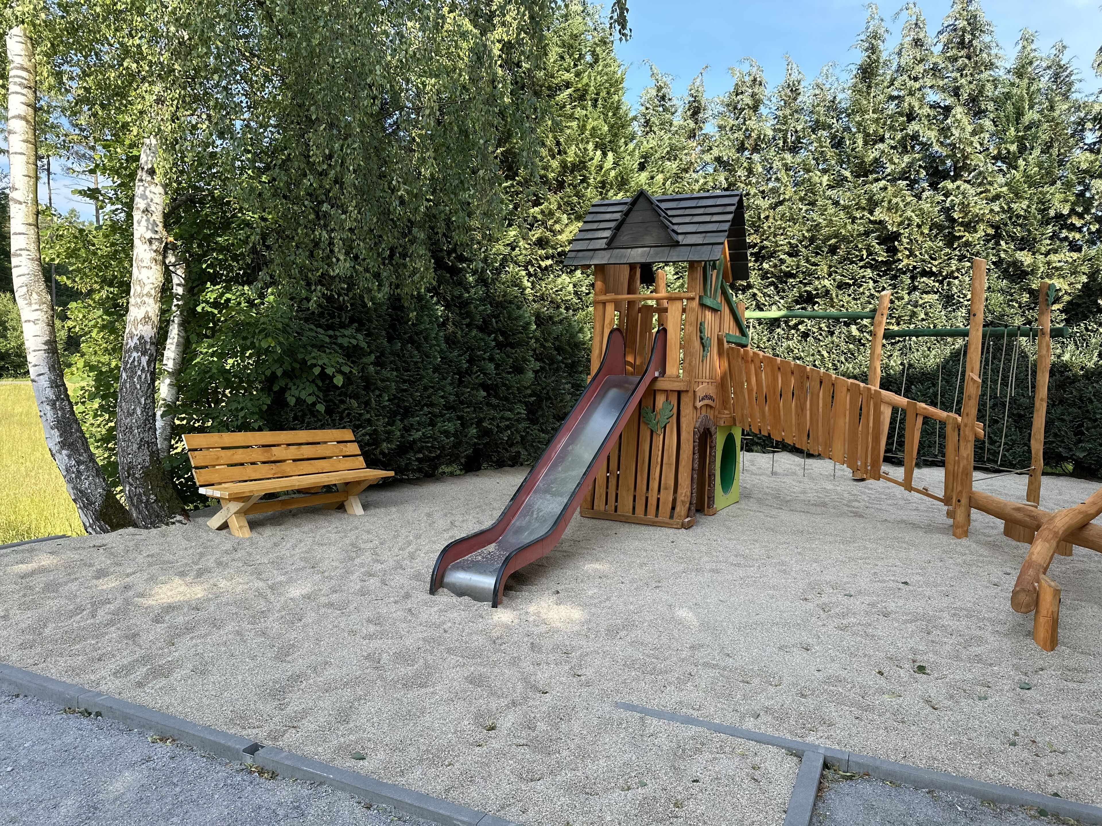 children’s play area – outdoor