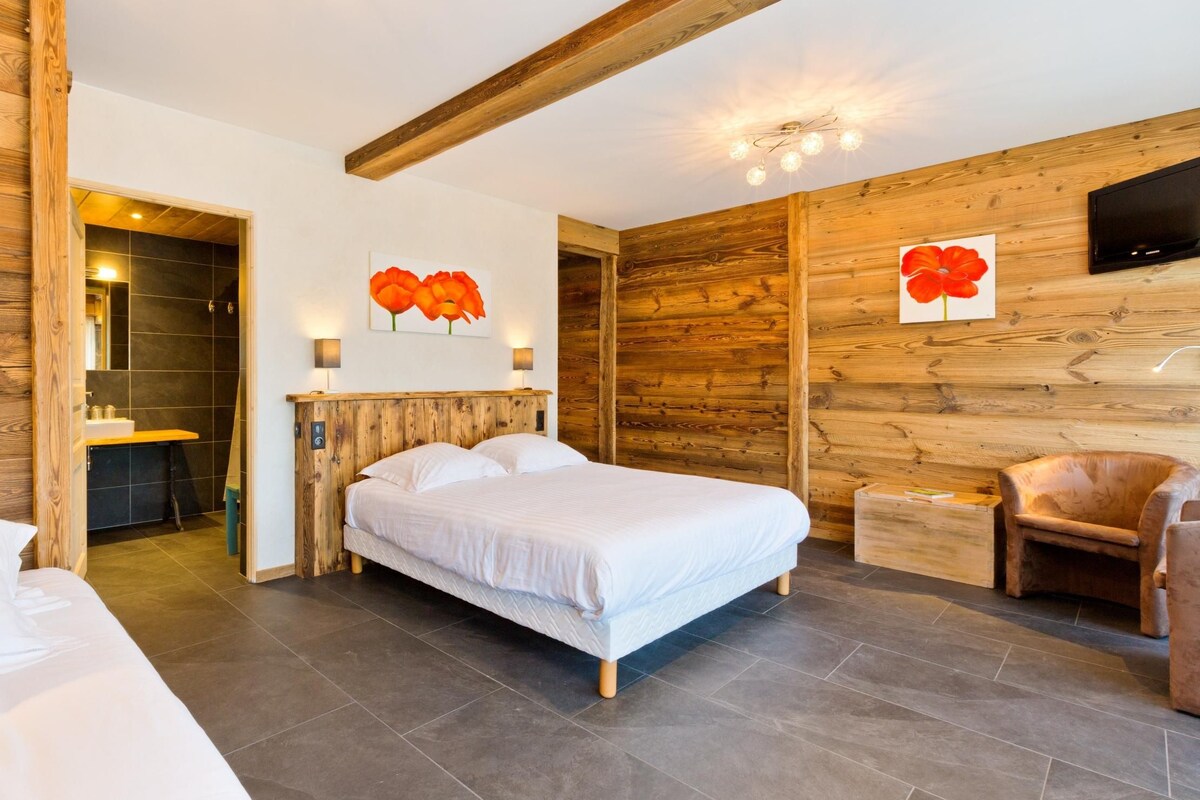 Triple room