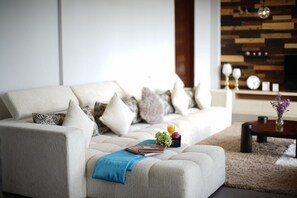 Villa de lujo, 4 habitaciones, vista al océano, frente al mar | Servicios de la habitación