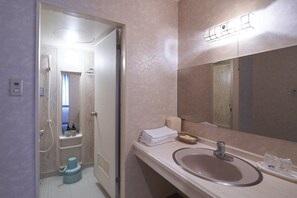 Twin Room A, Non Smoking or Smoking (advance request required) | Bathroom | Combined shower/bathtub, free toiletries, hair dryer, slippers - Hotel Four C'S (Motomiya)