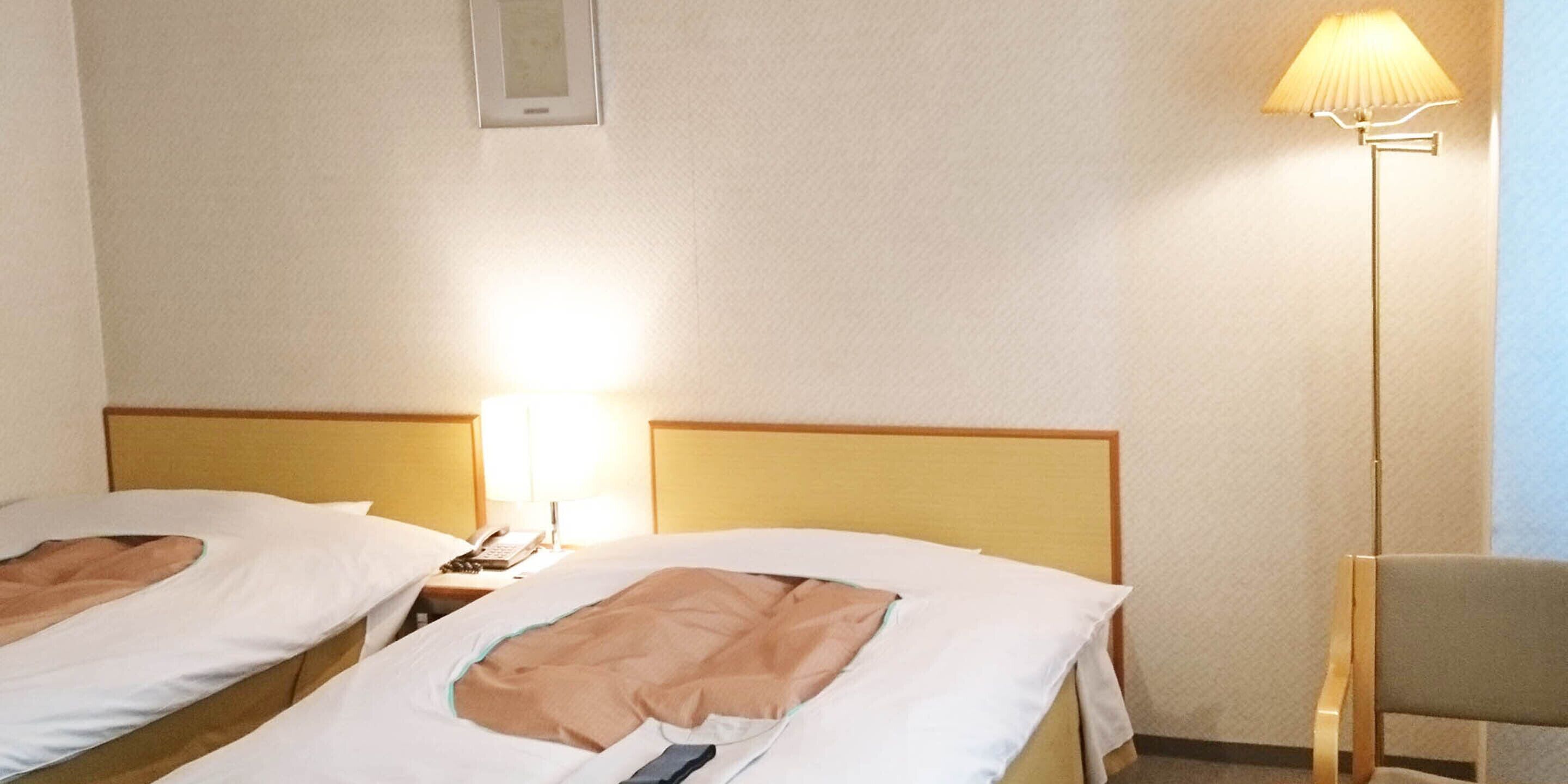 Twin Room B, Non Smoking or Smoking (advance request required) | Desk, free WiFi, bed sheets