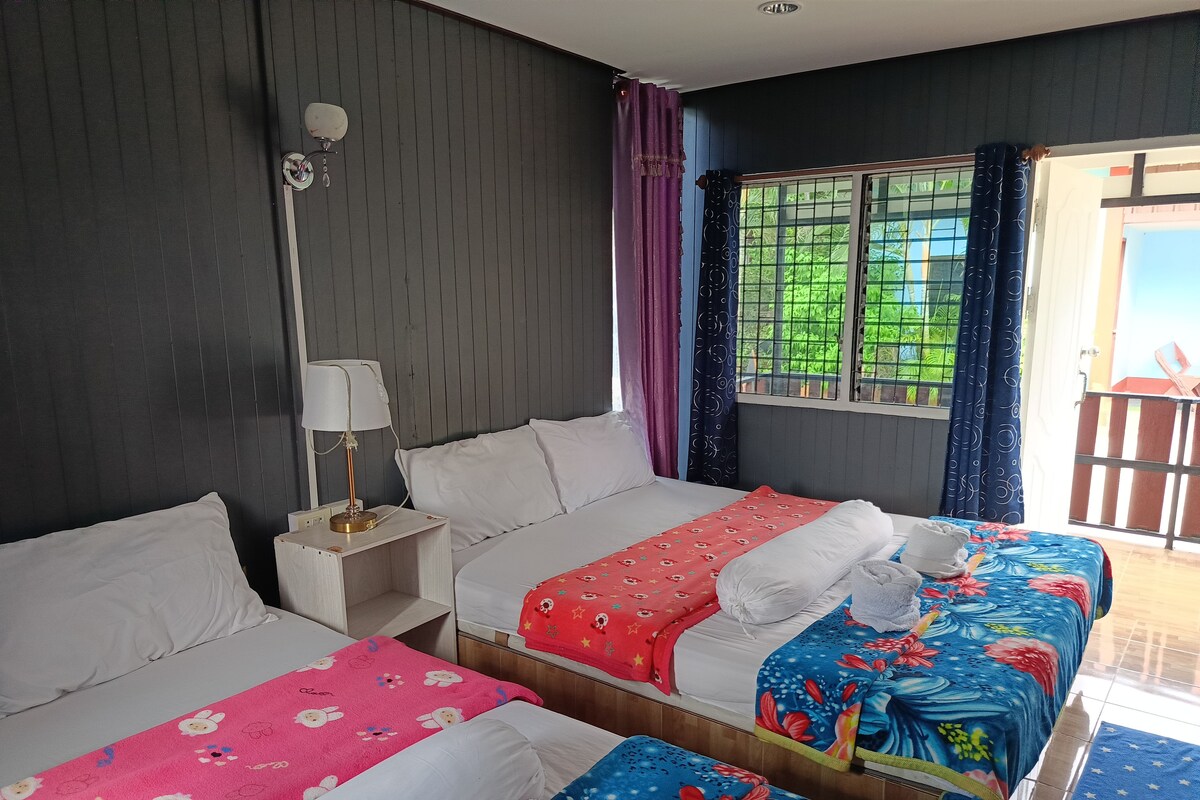 Family Double Room | WiFi (free)