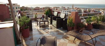 ๋ค๋ฅด ์ค์ธ์๋