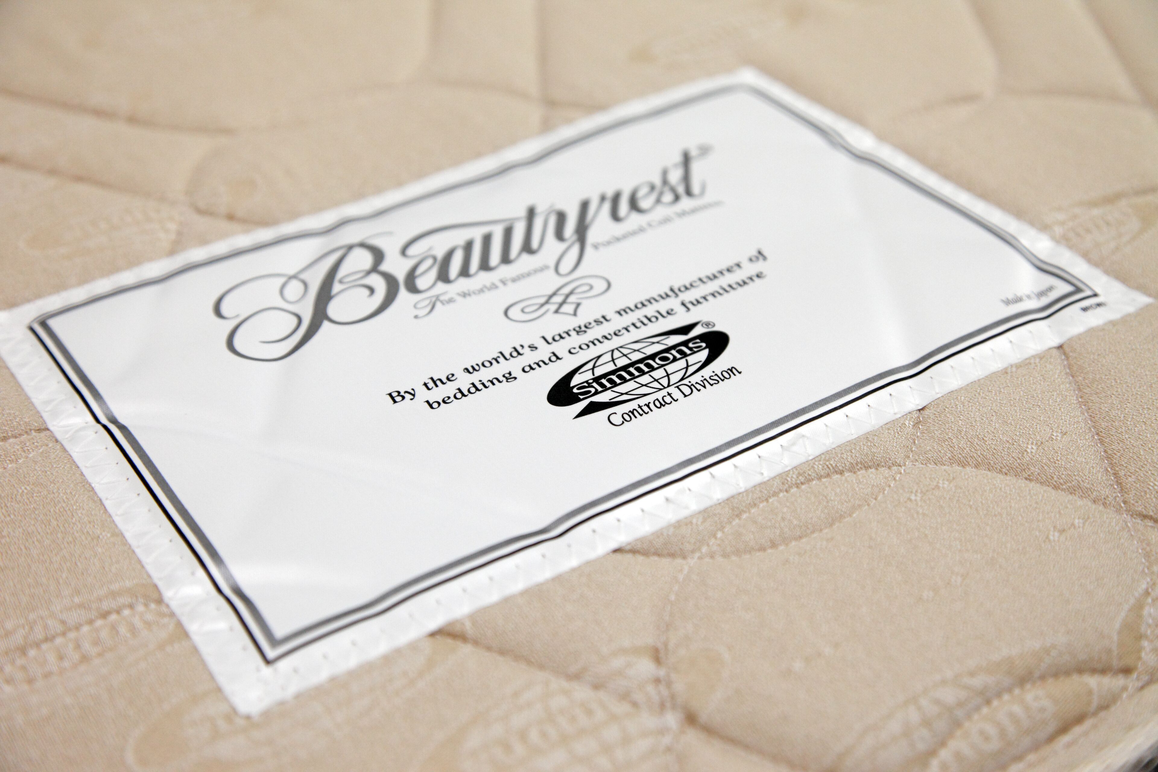 1 bedroom, down duvets, desk, laptop workspace