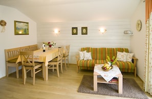 Apartment, 2 Bedrooms, Balcony | Living area | Flat-screen TV - Ferienwohnungen Christl (Reit im Winkl)