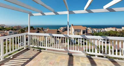 Captain's Reach St. Francis Bay