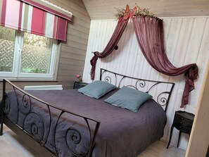 Appartement Deluxe | Literie de qualité supérieure, rideaux occultants, chambres insonorisées