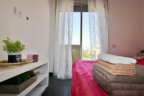 Luxury Apartment, Multiple Beds | Room amenity - Designer Apt Great Location Hilton beach (Tel Aviv)