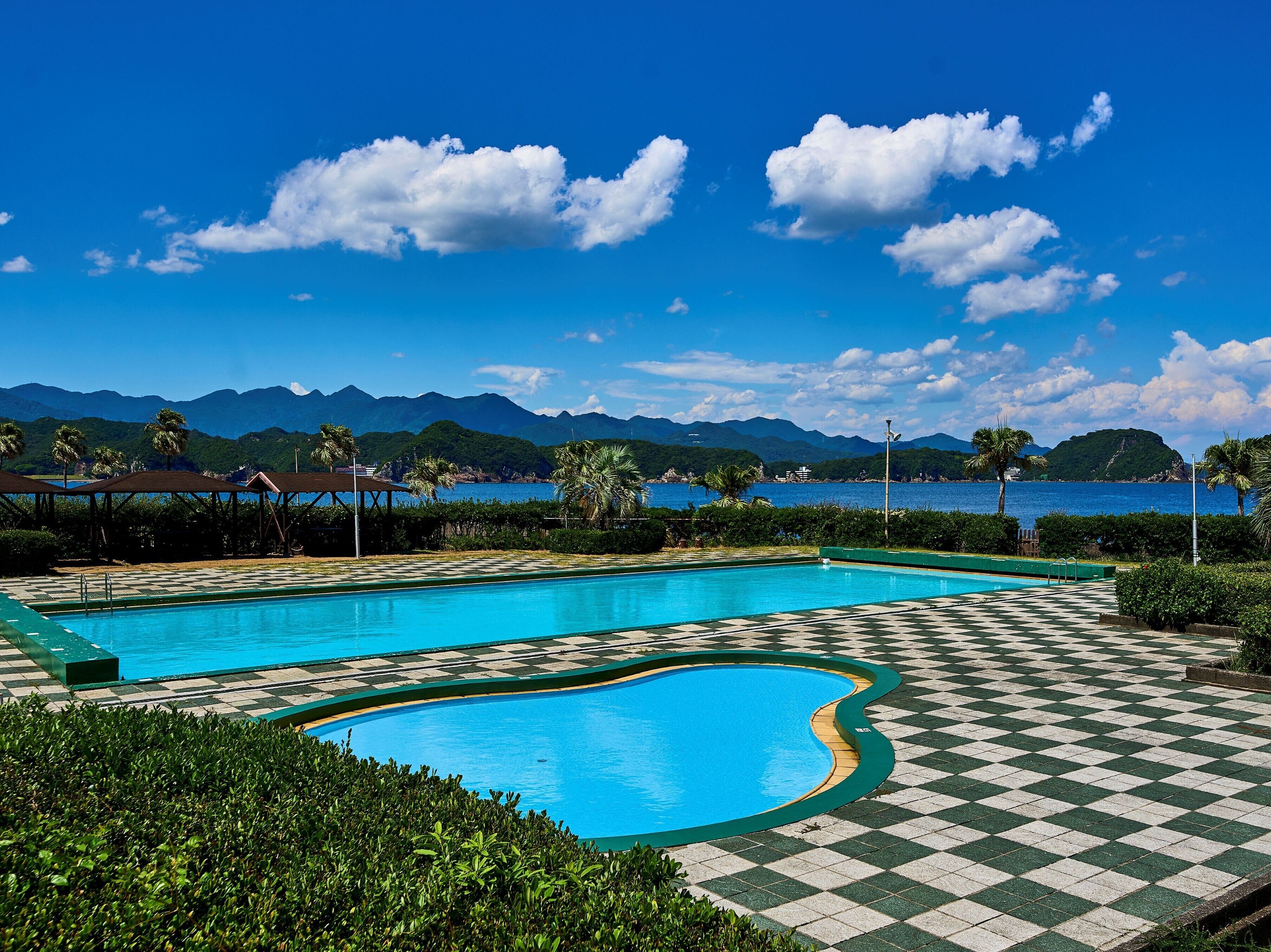 季節限定屋外プール