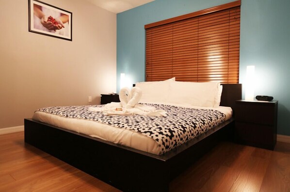 Perhehuoneisto, keittiö, puutarha-alue | 3 makuuhuonetta, kannettavalle tietokoneelle sopiva työtila