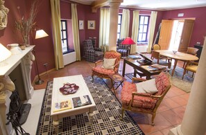 Sala de estar en el lobby