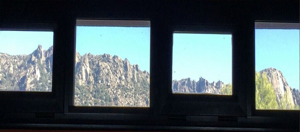 suite la torre 7 | 1 bedroom, individually decorated, individually furnished