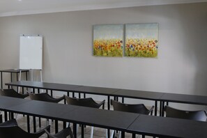 Business center - Hummingbirds Nest Guesthouse (Mbombela)