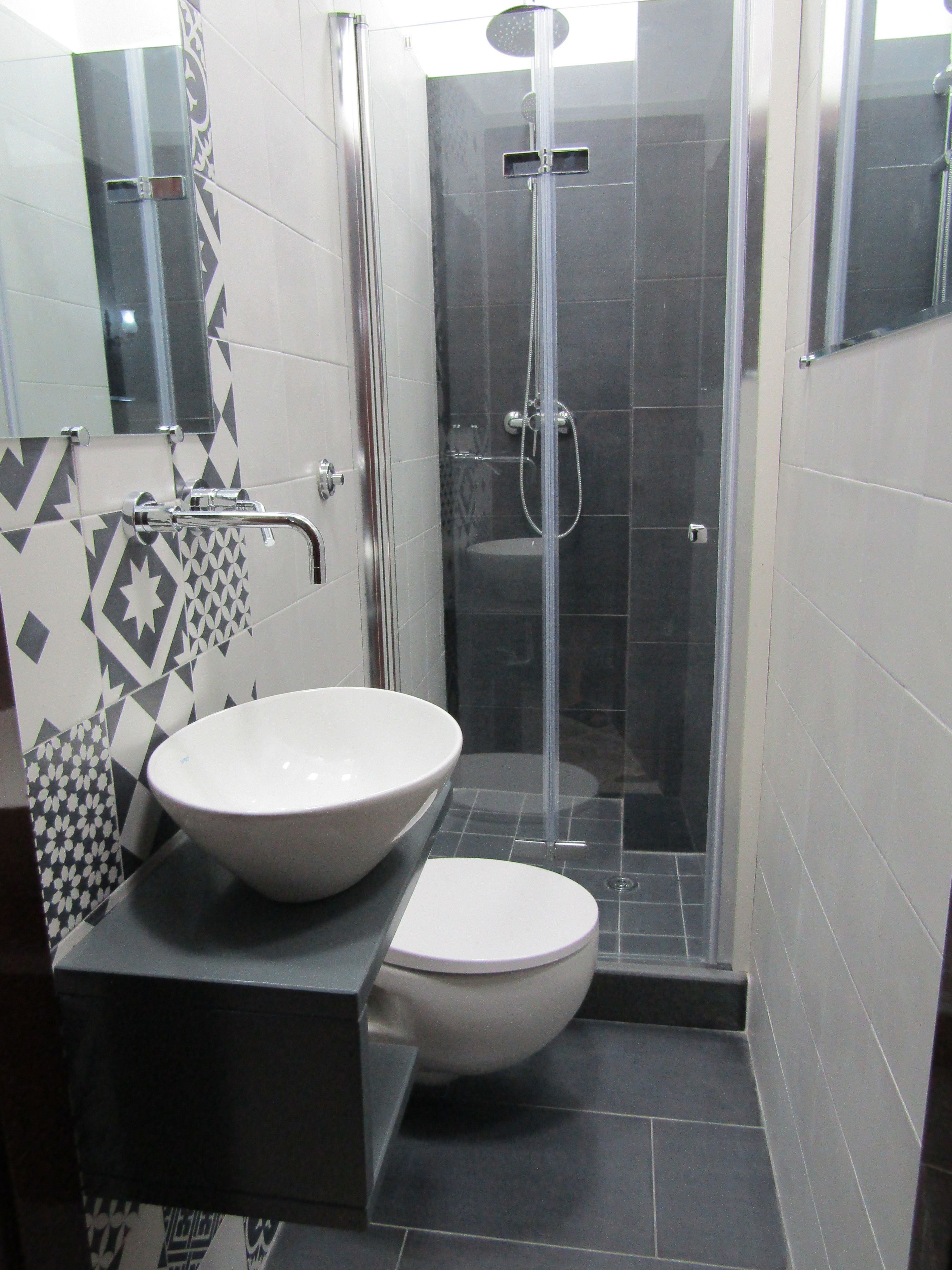 Doppia Classic, 1 letto queen, non fumatori, bagno privato | Bagno | Soffione a pioggia, set di cortesia gratuito, asciugacapelli