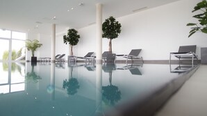 Indoor pool - Hotel Absolute Golfresort Gernsheim (Gernsheim)