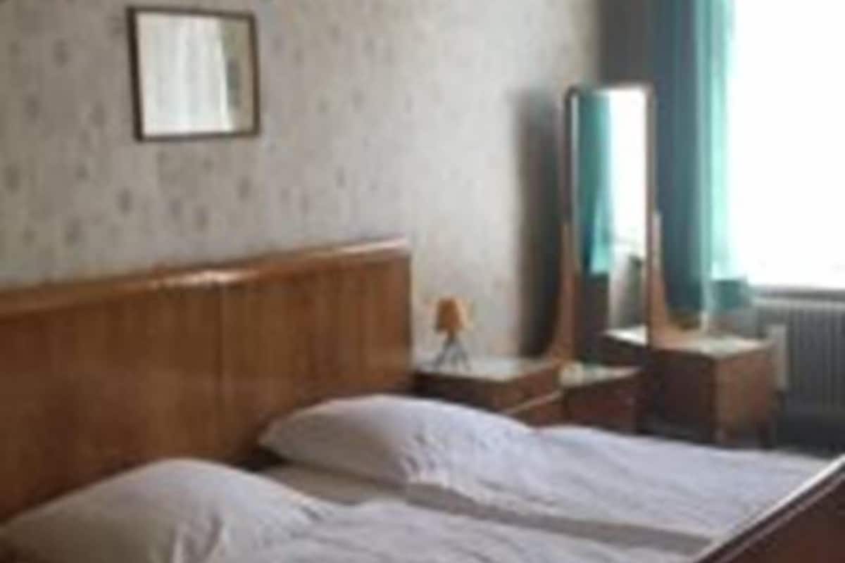 Soundproofing, iron/ironing board, free WiFi, bed sheets