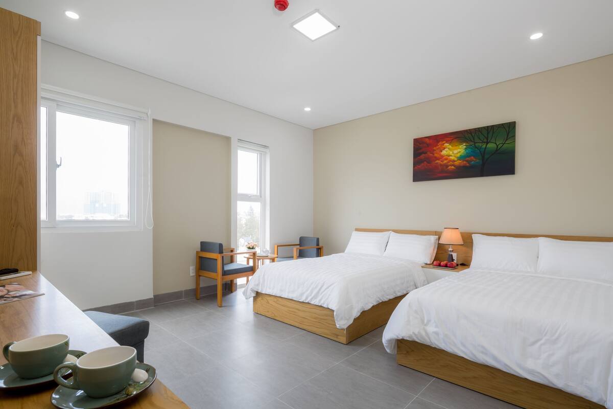 Minibar, desk, free WiFi, bed sheets