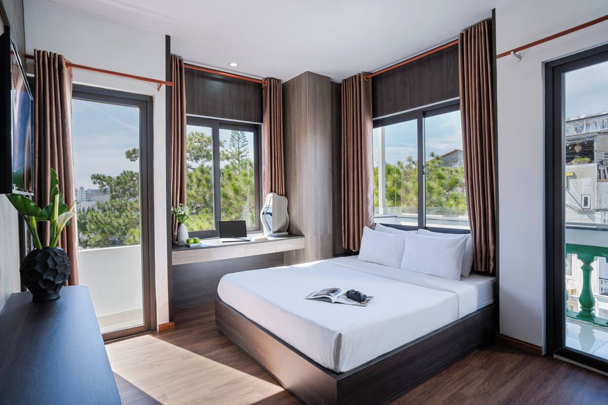Phòng đôi Senior | Minibar, bàn, phòng cách âm, truy cập Internet không dây miễn phí 