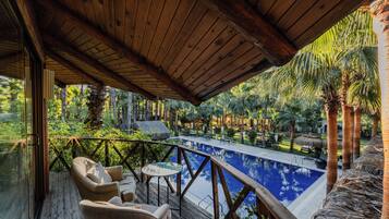 Honeymoon Room | Terrace/patio