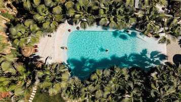 Seasonal outdoor pool