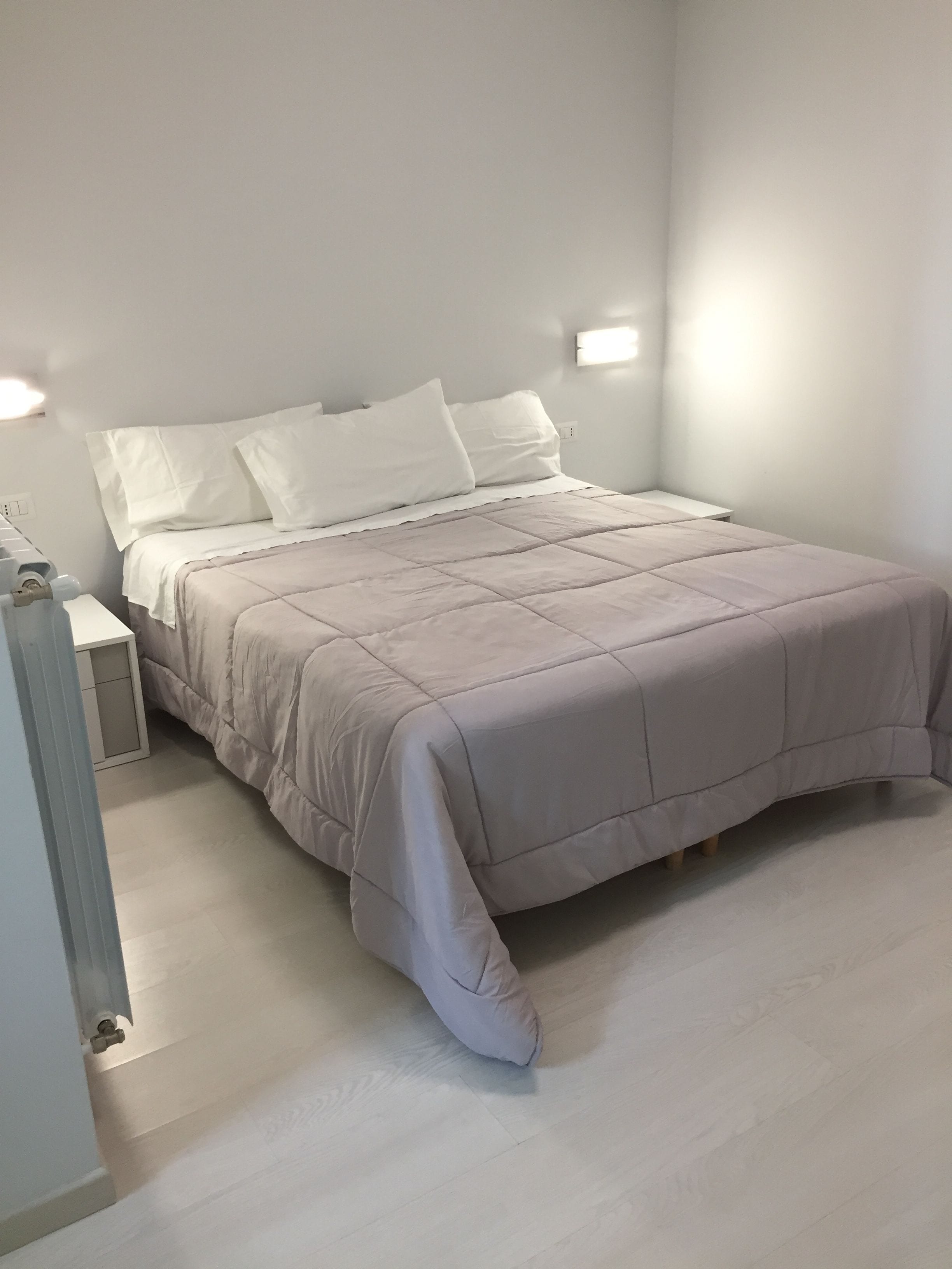 Comfort Room, Refrigerator