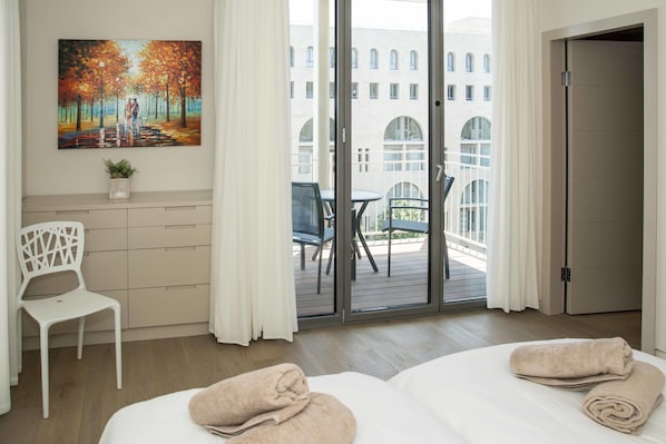 Deluxe Apartment, 3 Bedrooms (Mamilla 811) | Premium bedding, individually decorated, individually furnished, desk - Rental Israel - Mamilla Residences (Jerusalem)
