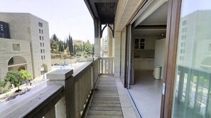 Romantic Suite | Balcony view