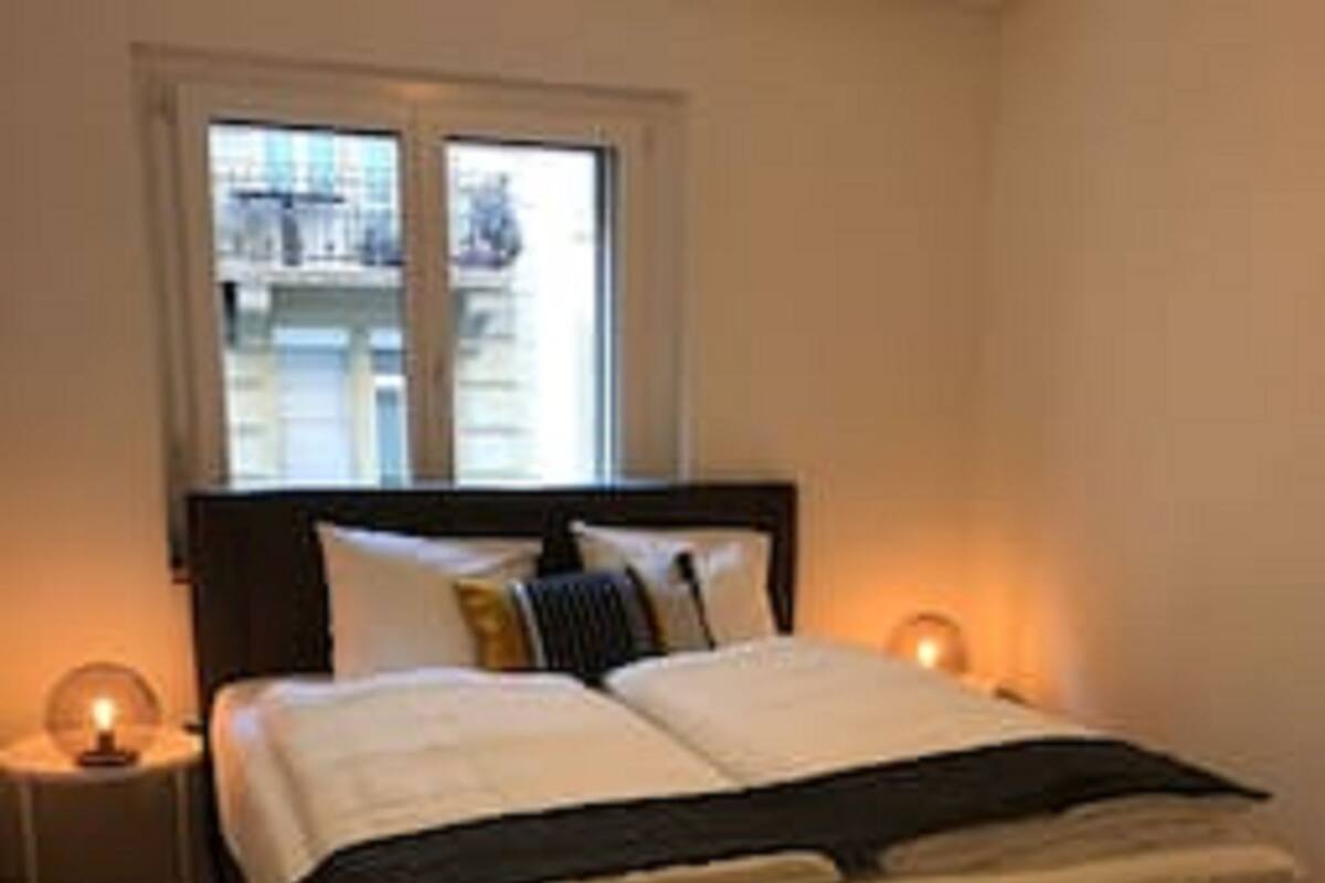 Bureau, lit de bébé (supplément), accès au Wi-Fi (inclus), décor unique