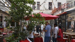 Outdoor dining - Fufu Design Apartment (Budapest)