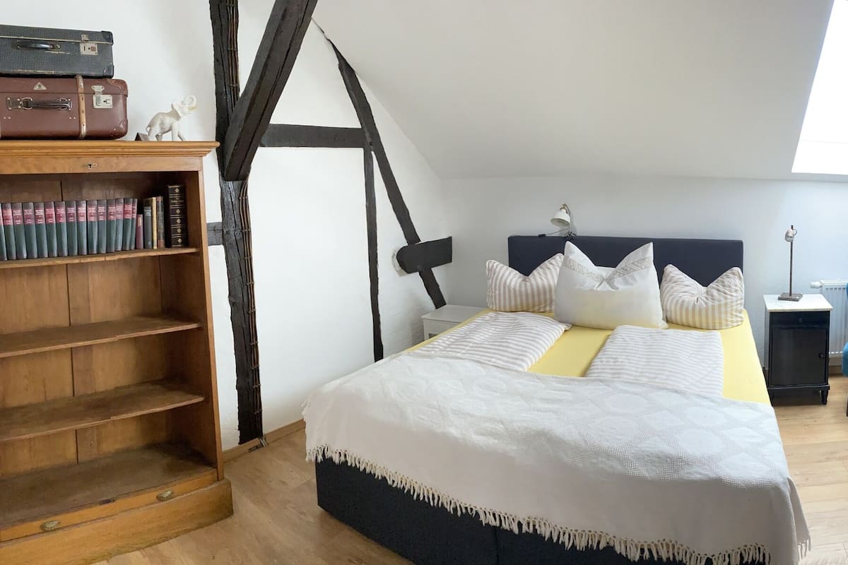 2 habitaciones, wifi gratis y ropa de cama