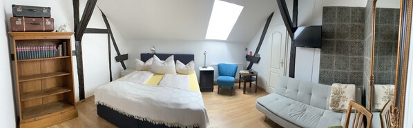 经典双人房 | 免费 WiFi、床单