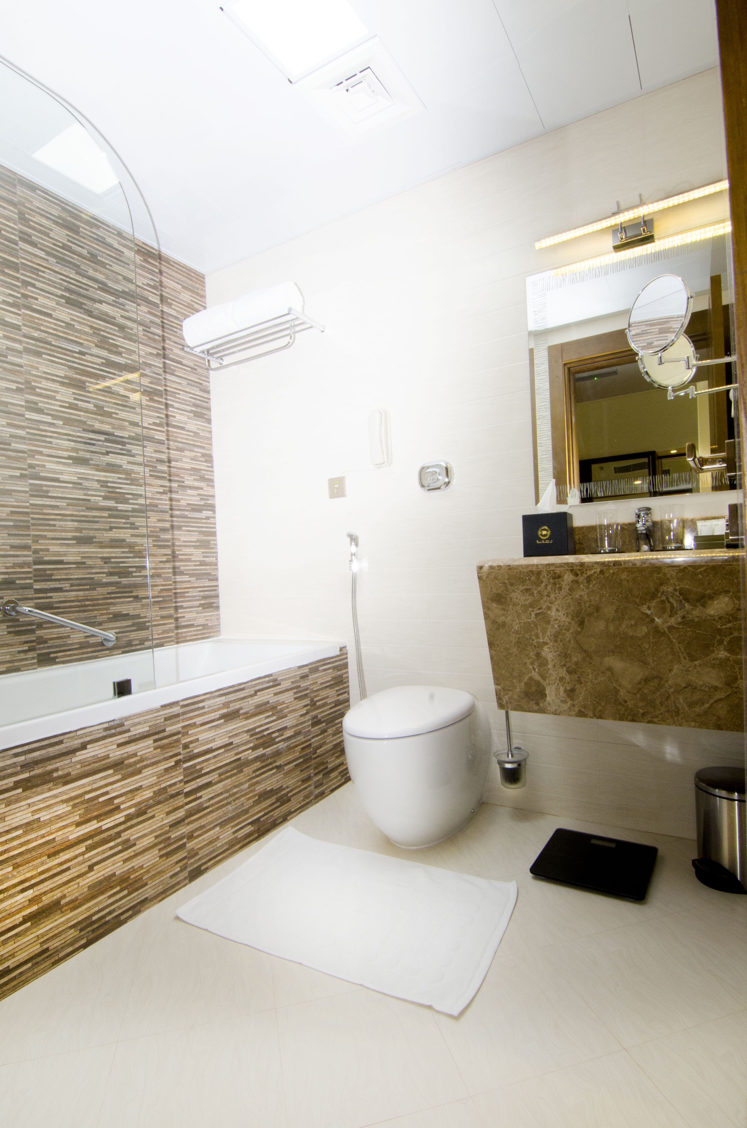 Photo - Al Murooj Grand Hotel