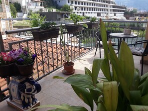 Chambre Double Économique, 1 grand lit, non-fumeur | Balcon