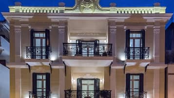 Front of property – evening/night