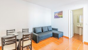 Habitación familiar | Wifi gratis y ropa de cama