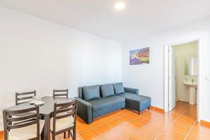 Habitación familiar | Wifi gratis y ropa de cama