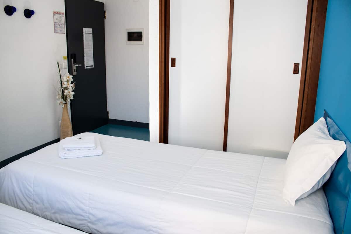 Standaard Twin kamer | Een strijkplank/strijkijzer, gratis wifi, rolstoeltoegankelijk