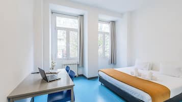 Standard Double Room | Iron/ironing board, free WiFi, wheelchair access