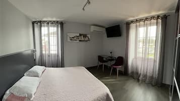 Junior suite | Verduisterende gordijnen, gratis babybedden, gratis wifi, beddengoed