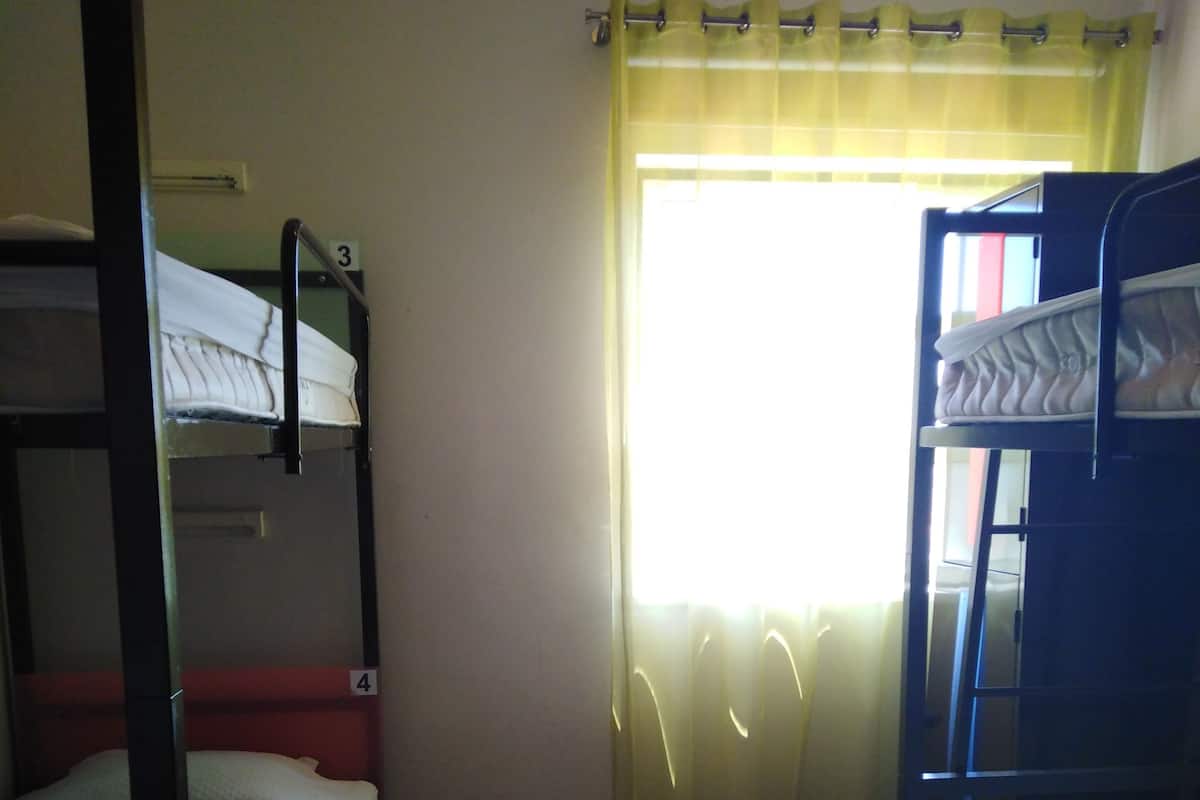 Quadruple Room | Blackout drapes, free WiFi, bed sheets