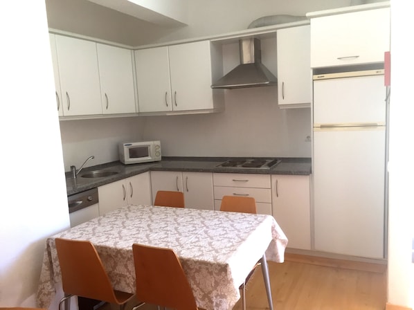 Family Apartment | Private kitchenette