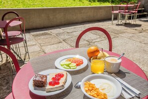 Exterior - HI Guimarães – Pousada de Juventude - Hostel (Guimarães)