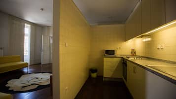 Apartment, 1 Bedroom | Private kitchen | Fridge, microwave
