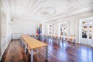 Tiện nghi, dịch vụ nơi lưu trú