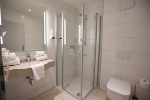 Gratis toiletartikler, hårtørrer, håndklæder