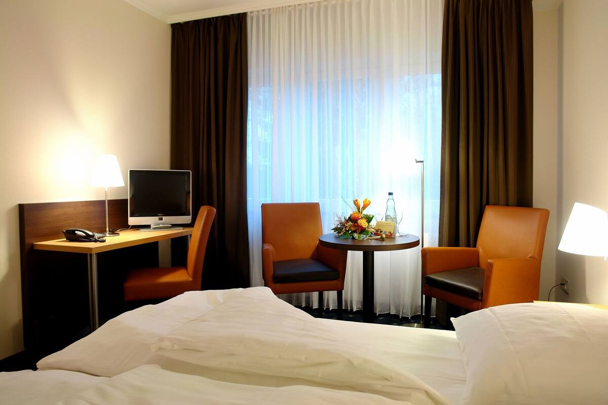 Desk, free WiFi, bed sheets