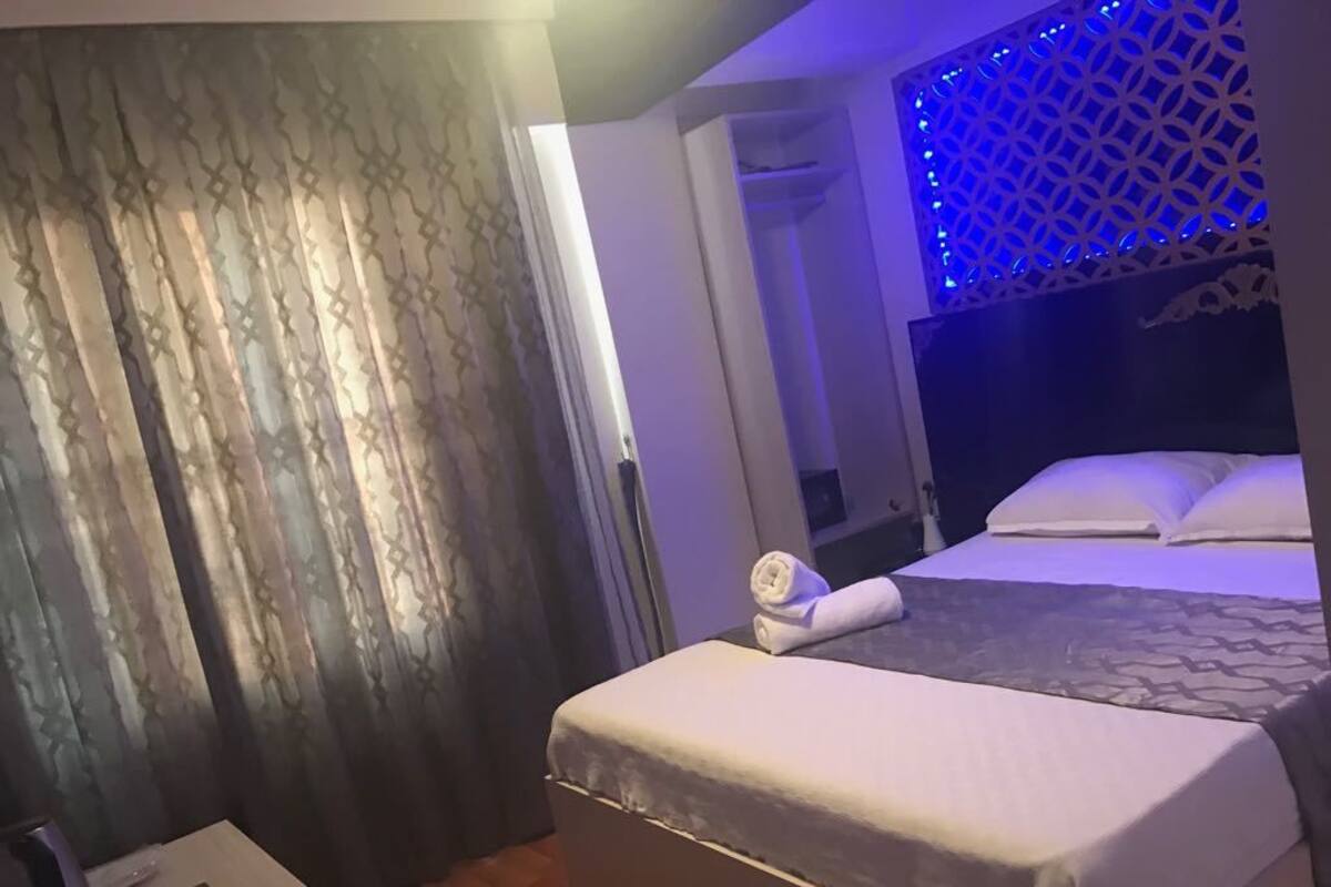 三人房 | 客房内保险箱、熨斗/熨衣板、免费婴 儿床、免费 WiFi