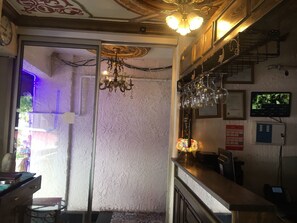 Bar (on property) - Fairytale Hotel (Istanbul)