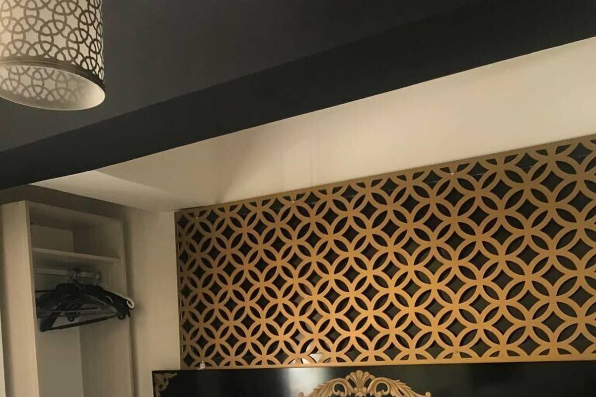 Standard Double Room | In-room safe, iron/ironing board, free cribs/infant beds, free WiFi