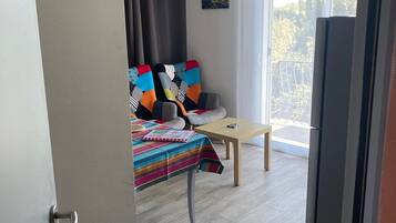Studio Classique, vue jardin (n° 12) | Intérieur